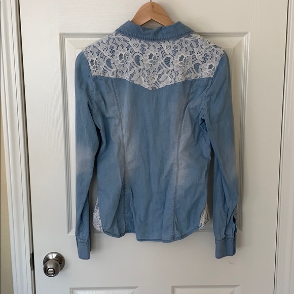 G by Guess Shirt Size: S Used - Picture 9 of 10